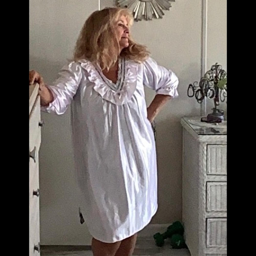 STARDUST Vintage lace orchid lined babydoll nighty sizes Med🌸 long sleev